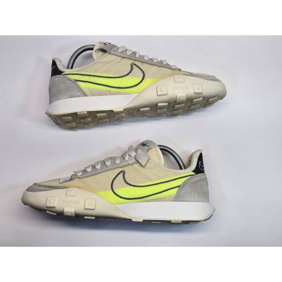 Size 9.5 - Nike Waffle Racer 2X Summit White Volt W - Picture 1 of 7
